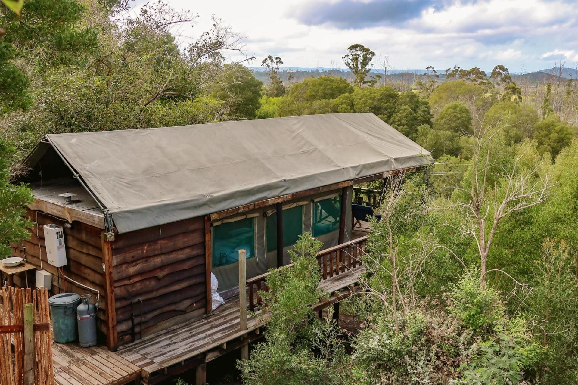 Fernhill Tented Treehouses Rheenendal Chambre photo